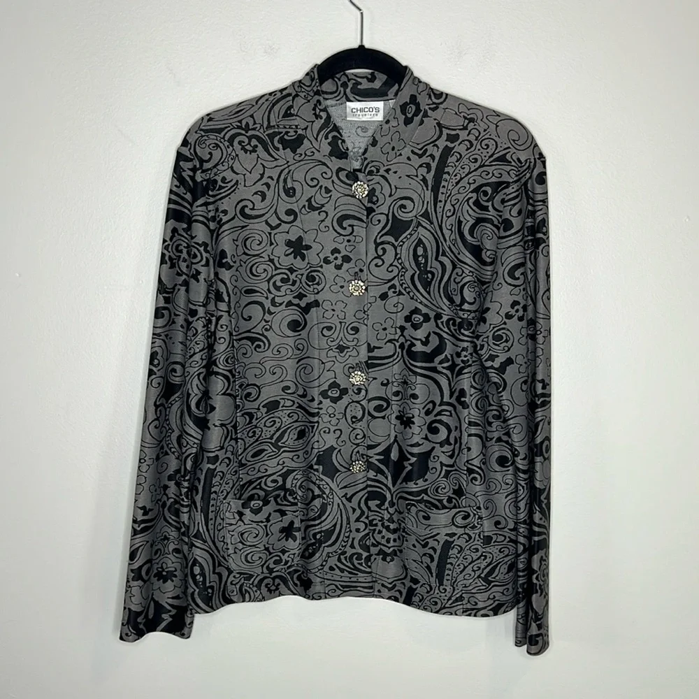 Chico’s Travelers Floral Paisley jeweled button blazer jacket size 2